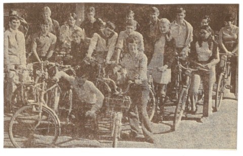 Participants au rallye-vélo de 1971 Participants au rallye-vélo de 1971